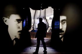 FERNANDO PESSOA E A SUA RELAÇÃO COM LISBOA EM EXPOSIÇÃO EM MADRID