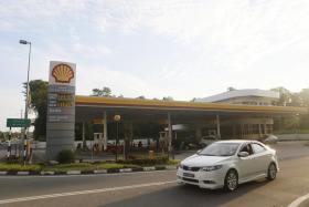 SHELL E TOTAL RETOMAM OPERAÇÃO EM PORTUGAL