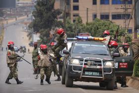 UGANDA: 55 MORTOS EM COMBATE ENTRE POLÍCIAS E MILITANTES SEPARATISTAS