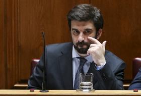 MINISTRO DA EDUCAÇÃO DESMENTE TER IMPEDIDO EXONERAÇÃO DE CHEFE DE GABINETE