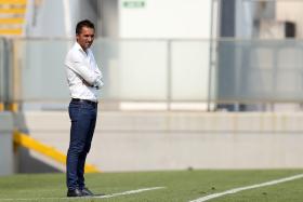 CARLOS PINTO ABANDONA COMANDO TÉCNICO DO PAÇOS DE FERREIRA