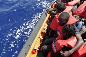 MILTARES DA GNR DETETARAM 309 MIGRANTES EM CINCO MESES DE MISSÃO TERRESTRE NA GRÉCIA