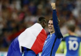 GRIEZMANN ABANDONA SELEÇÃO FRANCESA, POR LESÃO, E FALHA PARTICULAR COM CAMARÕES