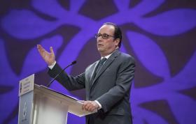 LOUVRE DEVIA ACOLHER PATRIMÓNIO DO IRAQUE E SÍRIA – HOLLANDE