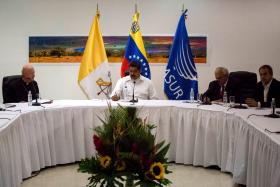 EX-CANDIDATO DA VENEZUELA APONTA 6 DEZEMBRO PARA RESULTADOS DO DIÁLOGO PRESIDENTE/OPOSIÇÃO