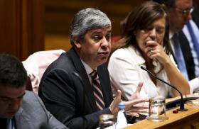 OE2017: NÚMEROS EM CONTABILIDADE PÚBLICA CONTINUAM A “NÃO AGRADAR À OPOSIÇÃO” – CENTENO