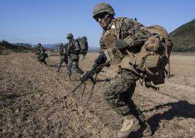 TROPAS DA COREIA DO SUL E DOS EUA SIMULAM PELA PRIMEIRA VEZ ÊXODO DE REFUGIADOS NORTE-COREANOS