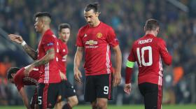 MANCHESTER VAI PROLONGAR CONTRATO COM IBRAHIMOVIC ATÉ 2018
