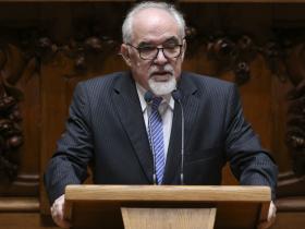 VIEIRA DA SILVA REJEITA “PRÉ-FALÊNCIA” DA SEGURANÇA SOCIAL E ACUSA DIREITA DE QUERER A PRIVATIZAÇÃO