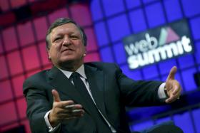 ELEIÇÕES/EUA: CONFRONTAM-SE “FORÇAS DA ABERTURA” CONTRA “FORÇAS DO NACIONALISMO” – DURÃO BARROSO