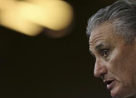 SELECIONADOR DO BRASIL CONVOCA FÁBIO SANTOS PARA O LUGAR DO CASTIGADO MARCELO