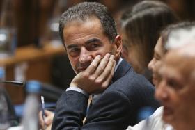 MINISTRO ASSUME “RESPONSABILIDADE POLÍTICA” NOS ATRASOS NAS BOLSAS DE INVESTIGAÇÃO