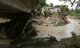 CHUVAS INTENSAS PROVOCAM 32 MIL DESALOJADOS NA REPÚBLICA DOMINICANA