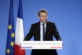 EX-MINISTRO FRANCÊS EMMANUEL MACRON ANUNCIA CANDIDATURA ÀS PRESIDENCIAIS