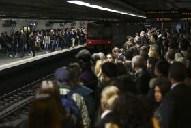 UTENTES E SINDICATO QUEIXAM-SE DE DEGRADAÇÃO DO SERVIÇO DO METRO DE LISBOA