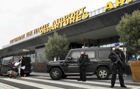 AMEAÇA TERRORISTA LEVA A REFORÇO DA SEGURANÇA EM AEROPORTO HOLANDÊS DE ROTERDÃO