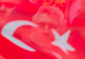 MIGRAÇÕES: PRESIDENTE TURCO AMEAÇA ABRIR FRONTEIRAS AOS REFUGIADOS QUE QUEREM ENTRAR NA EUROPA