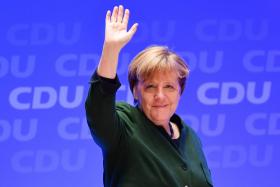 MERKEL DEFENDE QUE ALEMANHA TEM DE APRENDER A PROTEGER-SE DE CIBERATAQUES