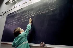ESCOLAS VÃO PERDER 109 MIL ALUNOS E O 1.º CICLO SERÁ O MAIS AFETADO