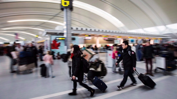 Aeroporto Internacional Pearson em Toronto, nesta foto de arquivo. (Mark Blinch/The Canadian Press)