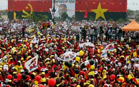 PARTIDO COMUNISTA DO VIETNAME EM LUANDA PARA REFORÇO DAS RELAÇÕES COM MPLA