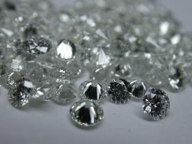 DIAMANTES RENDERAM A ANGOLA 1,082 MIL MILHÕES DE DÓLARES ESTE ANO