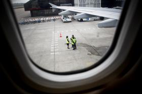 GREVE NOS AEROPORTOS É HOJE DECIDIDA APÓS CONVERSAÇÕES COM GOVERNO
