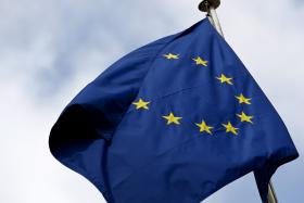GOVERNOS EUROPEUS TRIPLICARAM BENEFÍCIOS FISCAIS ÀS MULTINACIONAIS DESDE 2013