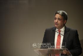 GOVERNO “ESTÁ A TRABALHAR” COM PAULO MACEDO PARA FORMAR NOVA EQUIPA PARA A CGD