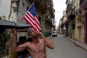 EUA DEPORTARAM QUASE MEIO MILHÃO DE IMIGRANTES INDOCUMENTADOS EM 2016