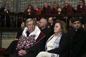 CONSELHO PARA OS REFUGIADOS COMPRA CARRO COM 25 MIL EUROS DOADOS POR GUTERRES