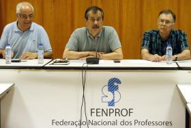 FENPROF DIZ QUE DEVOLVER DINHEIRO DA INSCRIÇÃO NA PROVA DOCENTE É INSUFICIENTE