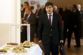 VENDA PELO BPI DE 2% DO BANCO FOMENTO DE ANGOLA É NEGÓCIO “RUINOSO”, DIZ ACIONISTA VIOLAS