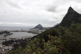 MULHER DO EMBAIXADOR GREGO MORTO NO BRASIL DETIDA POR SUSPEITA DE CUMPLICIDADE