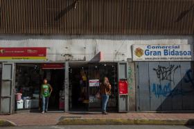 PELO MENOS CINCO ESTABELECIMENTOS COMERCIAIS DE PORTUGUESES SAQUEADOS NA VENEZUELA