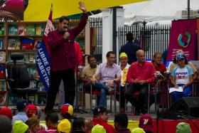 PRESIDENTE VENEZUELANO DIZ QUE MICHEL TEMER É UM “SICÁRIO” E COMPARA-O A PINOCHET