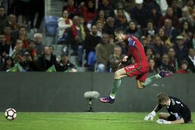 FIFA DIZ QUE MUNDIAL A 48 É MAIS RENTÁVEL, MAS O MELHOR FUTEBOL É COM 32 EQUIPAS