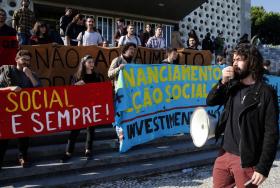 ASSOCIAÇÕES REPRESENTATIVAS DE 100 MIL ESTUDANTES EXIGEM FIM DAS PROPINAS