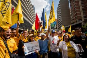 OPOSIÇÃO VENEZUELANA RECUSA RETOMAR DIÁLOGO E ANUNCIA REGRESSO AOS PROTESTOS