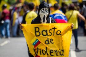 OPOSIÇÃO DÁ SEIS DIAS AO GOVERNO VENEZUELANO PARA CUMPRIR ACORDOS OU ABANDONARÁ DIÁLOGO