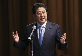 JAPÃO ASSEGURA QUE PRIMEIRO-MINISTRO NÃO PEDIRÁ DESCULPA NA VISITA A PEARL HARBOUR