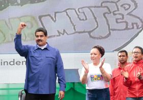 PRESIDENTE DA VENEZUELA MANDA RETIRAR DE CIRCULAÇÃO NOTAS DE 100 BOLÍVARES PARA “COMBATER MÁFIAS”