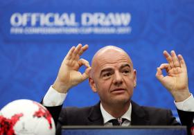 FIFA DÁ POSITIVA AO VÍDEO-ÁRBITRO, APESAR DAS CRÍTICAS NO MUNDIAL DE CLUBES