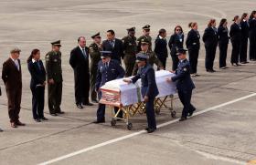 CORPOS DE FUTEBOLISTAS E DIRIGENTES MORTOS EM ACIDENTE AÉREO CHEGARAM A CHAPECÓ