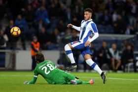 GOLO DE RUI PEDRO NOS DESCONTOS DÁ TRIUNFO AO FC PORTO SOBRE O SPORTING DE BRAGA