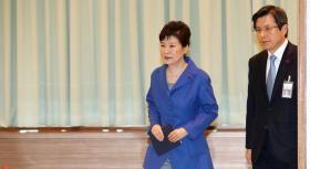 CHEFE DE ESTADO DESTITUÍDA DA COREIA DO SUL PEDE DESCULPAS AO PAÍS