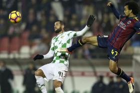 DESPORTIVO DE CHAVES VENCE MOREIRENSE COM GOLO NOS DESCONTOS DE RAFAEL LOPES