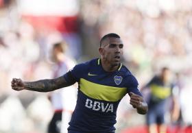 FUTEBOLISTA CARLOS TEVEZ ASSINA PELO CLUBE CHINÊS SHANGHAI SHENHUA