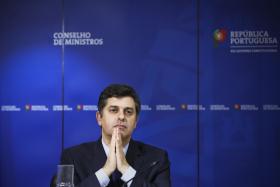 CONTRATOS DE PETRÓLEO ESTÃO A SER “REVISTOS” MAS EMPRESAS PODEM RECORRER – GOVERNO