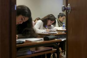 EXAMES/SECUNDÁRIO: MAIS SETE ESCOLAS PRIVADAS ENTRE AS MELHORES MÉDIAS